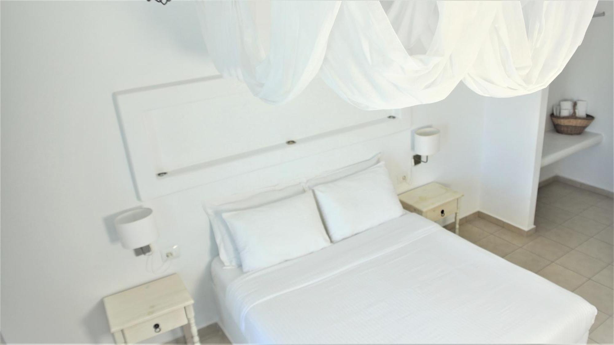 Harmony Hotel Sarande Exterior photo